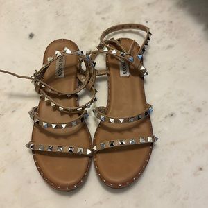 Steve Madden Tan Stud Sandal